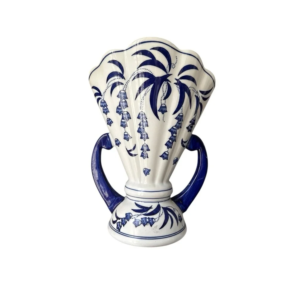 Bombay Made in‎ China Blue White Floral Fan Shaped Vase with Handles